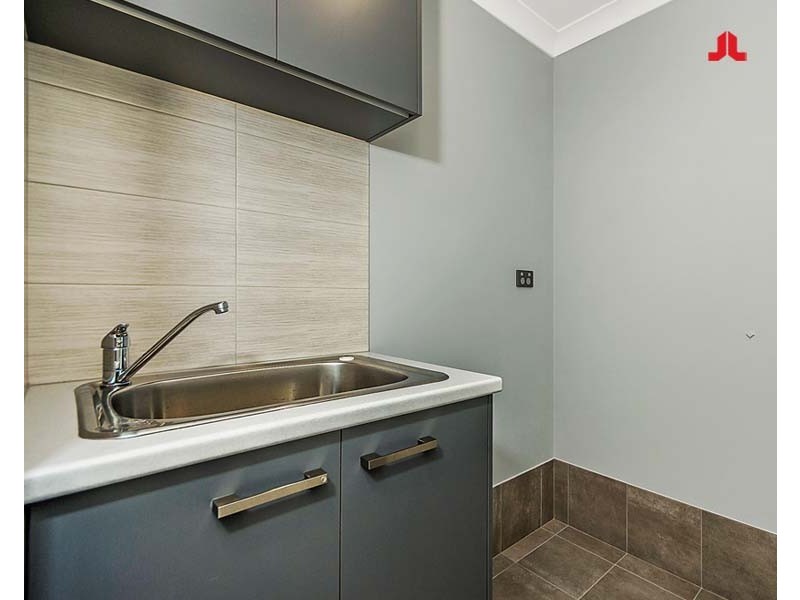 26 Breccia Parade, Wellard WA 6170