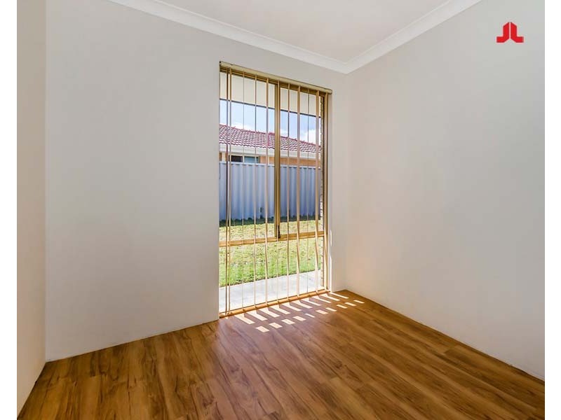 1B Cutlass Place, Safety Bay WA 6169