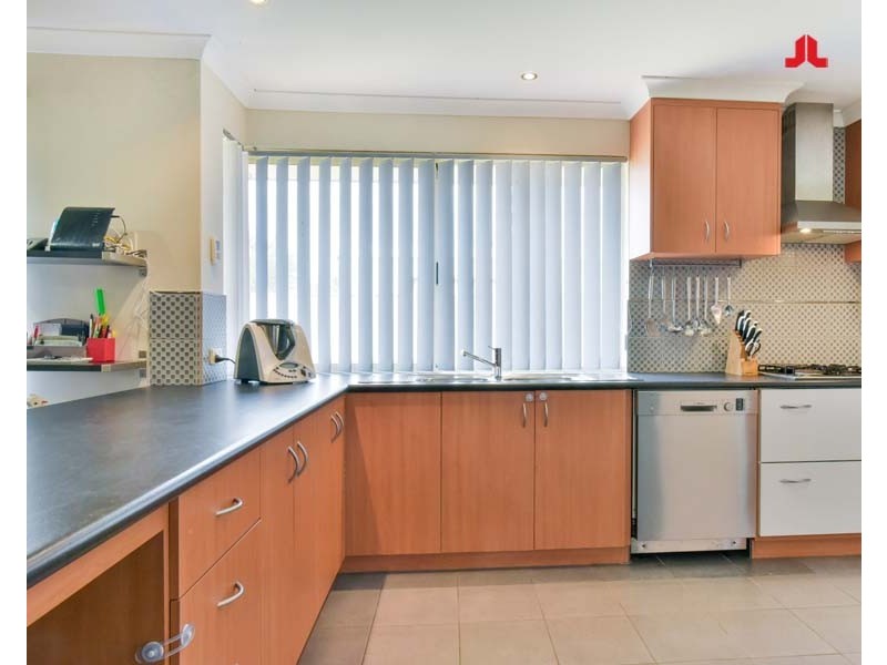 20 Carpentaria Drive, Port Kennedy WA 6172