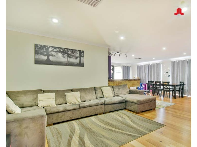 20 Carpentaria Drive, Port Kennedy WA 6172