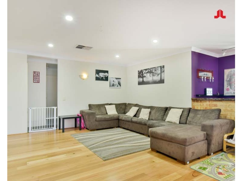 20 Carpentaria Drive, Port Kennedy WA 6172