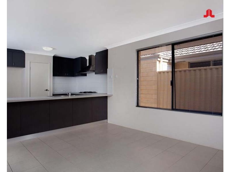 8 Dowak Lane, Byford WA 6122