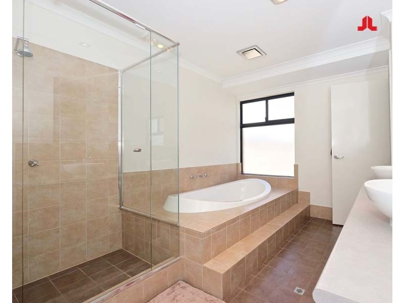 25 Morritt Close, Rockingham WA 6168