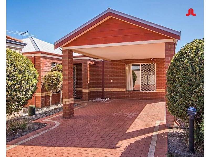 8/4 Moreton Crescent, Warnbro WA 6169