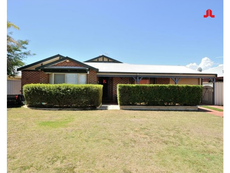 11 Greenlea Crescent, Warnbro WA 6169