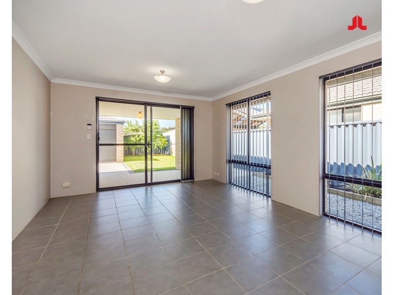 32 Claret Ash Boulevard, Baldivis WA 6171