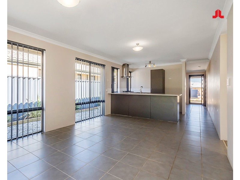 32 Claret Ash Boulevard, Baldivis WA 6171