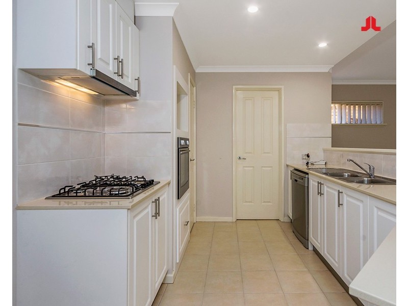 Apartment 85 / 50 Woodlake Retreat, Kingsley WA 6026