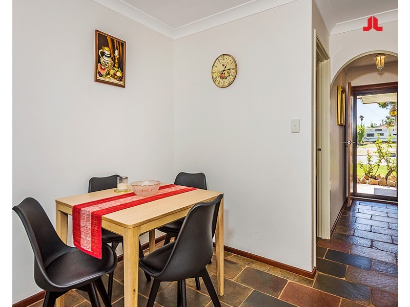 40 Willmott Drive, Cooloongup WA 6168