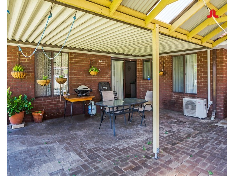 40 Willmott Drive, Cooloongup WA 6168