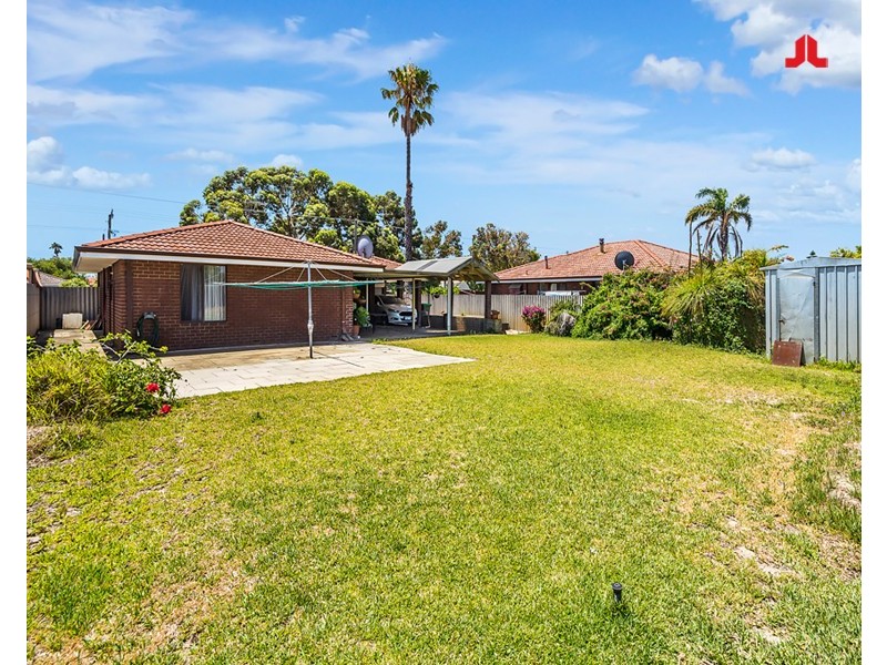 40 Willmott Drive, Cooloongup WA 6168