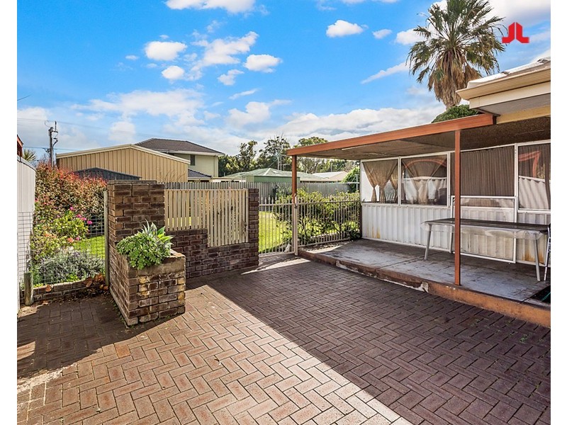 10 Orizaba Place, Rockingham WA 6168