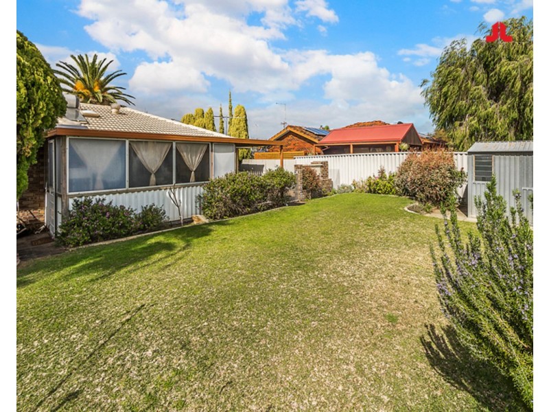 10 Orizaba Place, Rockingham WA 6168