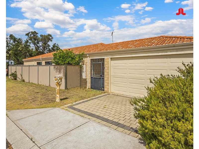 2 berry way, Bertram WA 6167
