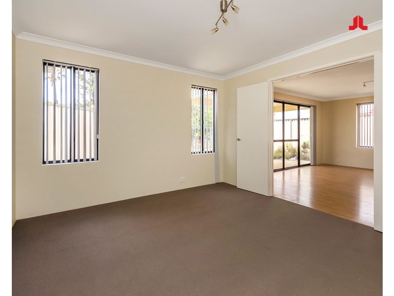 2 berry way, Bertram WA 6167