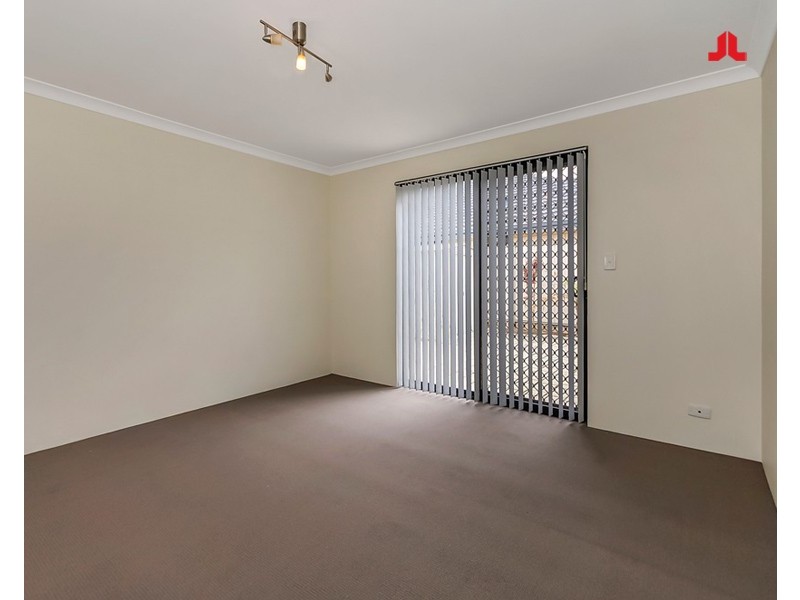 2 berry way, Bertram WA 6167