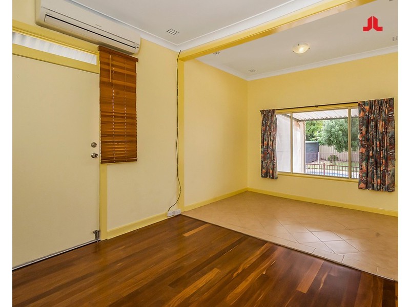 8 Second Avenue, Shoalwater WA 6169