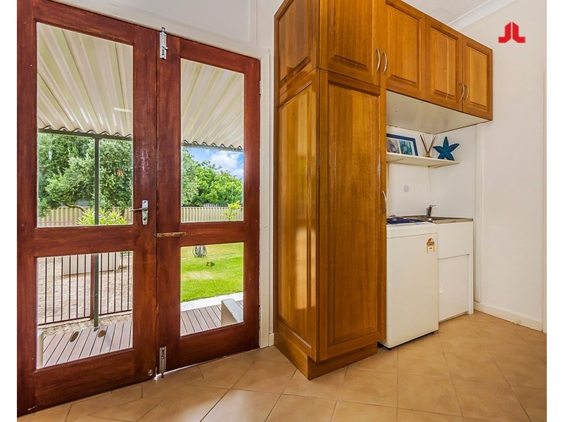 8 Second Avenue, Shoalwater WA 6169