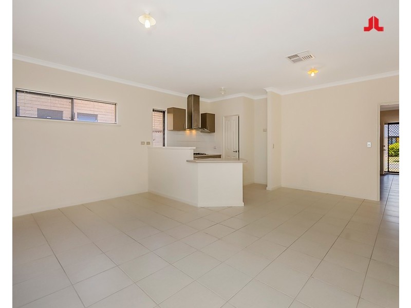 2/35 Mosedale Loop, Waikiki WA 6169