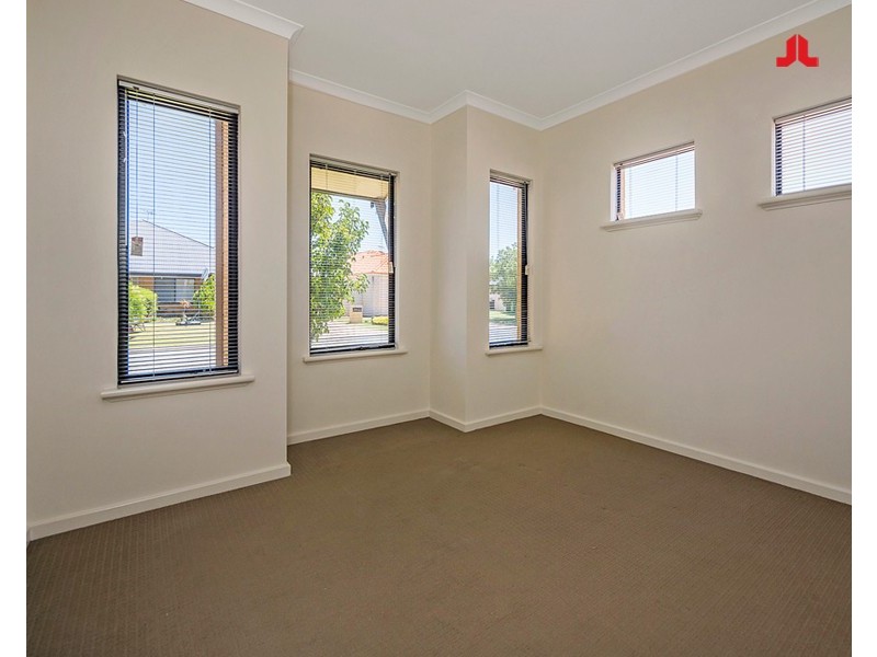2/35 Mosedale Loop, Waikiki WA 6169