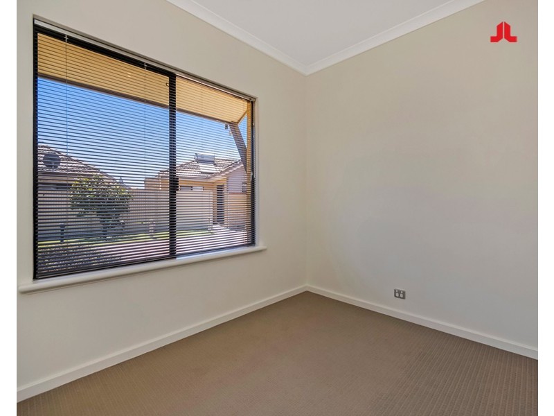 2/35 Mosedale Loop, Waikiki WA 6169