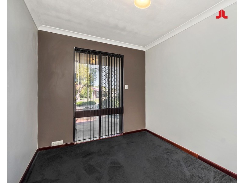 7B Carey Place, Cooloongup WA 6168