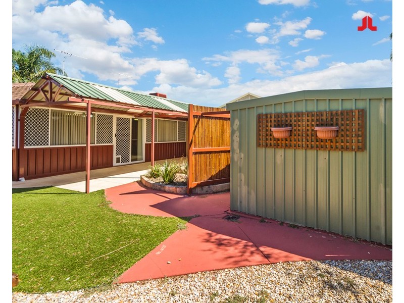 7B Carey Place, Cooloongup WA 6168