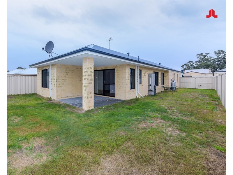 55 Lloyd Avenue, Ravenswood WA 6208