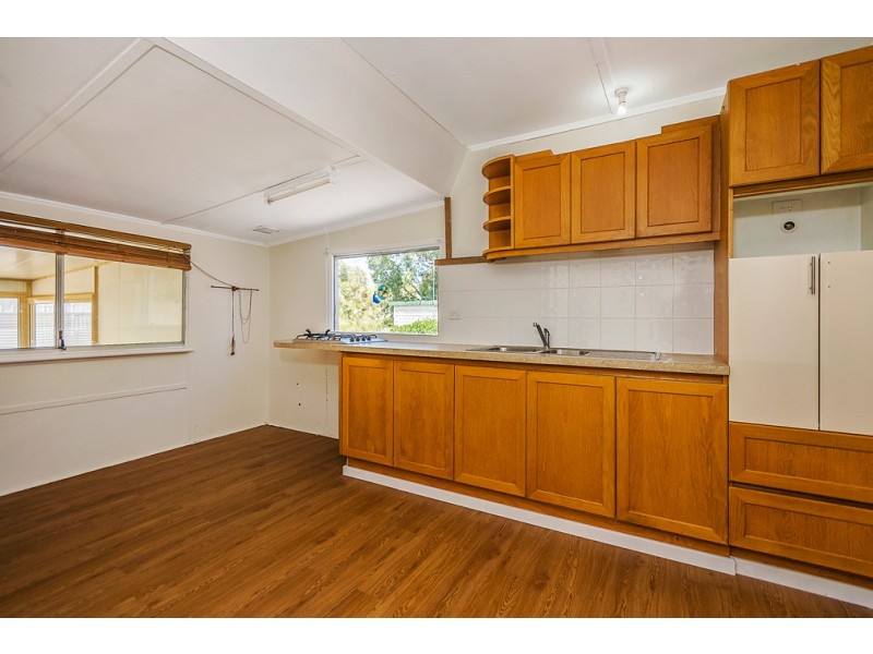 192 Safety Bay Road, Safety Bay WA 6169