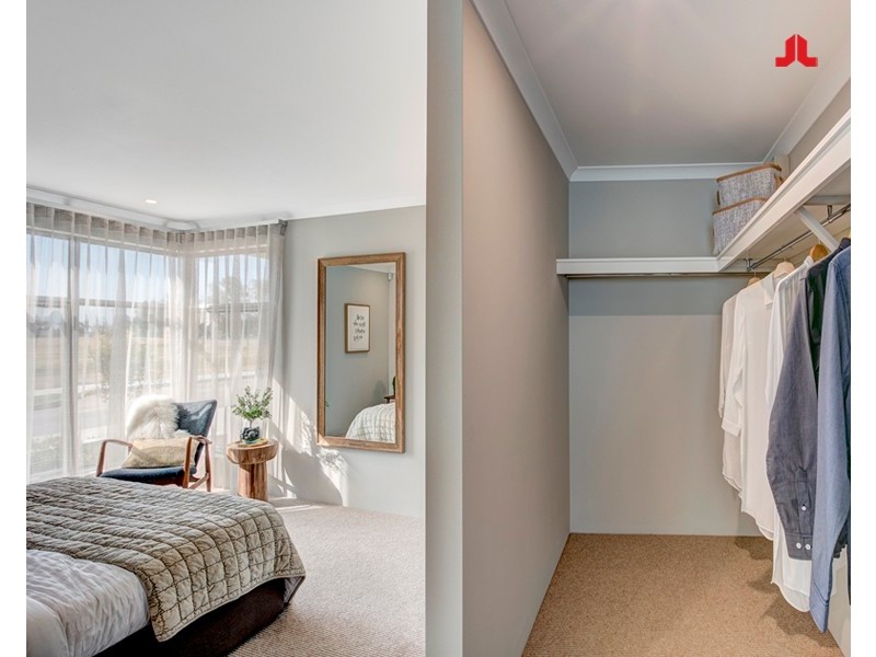 24 Dalby Street, Hilbert WA 6112