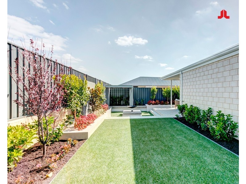 24 Dalby Street, Hilbert WA 6112