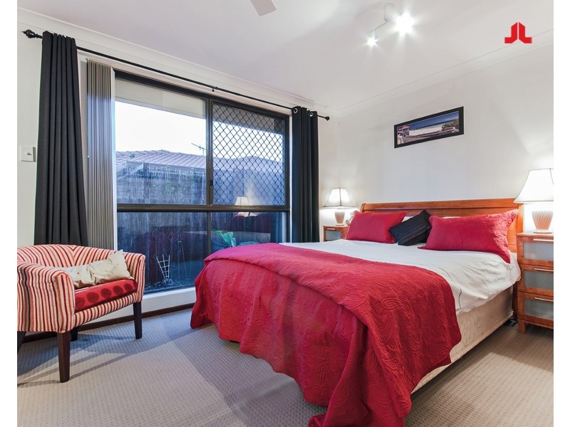 9 Leeder Street, Safety Bay WA 6169