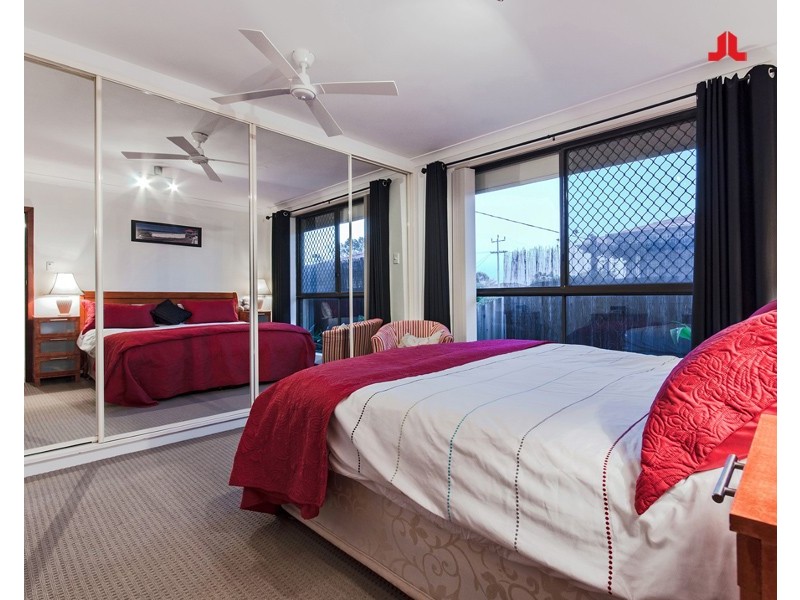 9 Leeder Street, Safety Bay WA 6169