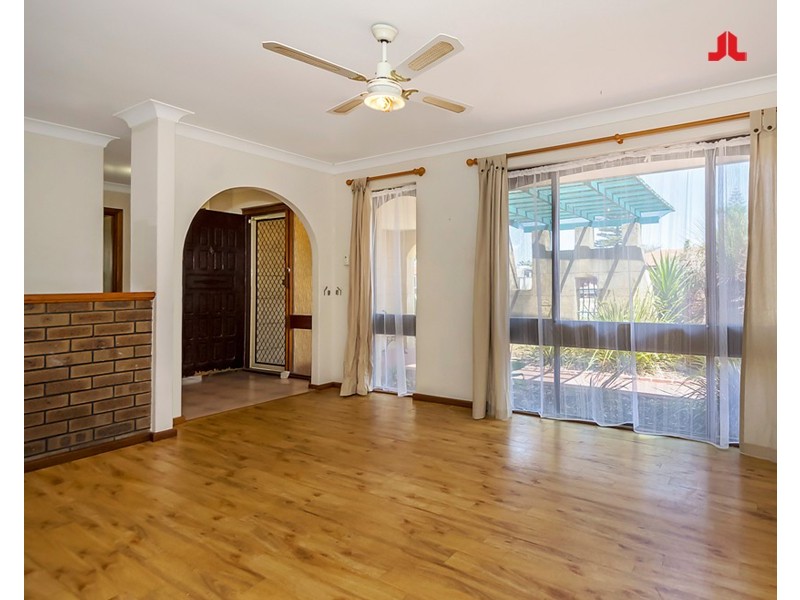 4 Montego Close, Safety Bay WA 6169