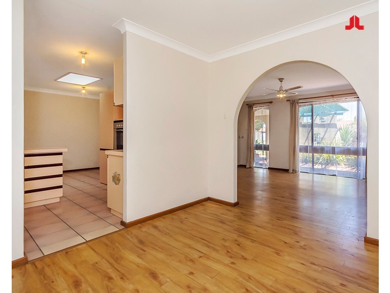 4 Montego Close, Safety Bay WA 6169
