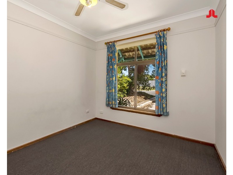 4 Montego Close, Safety Bay WA 6169