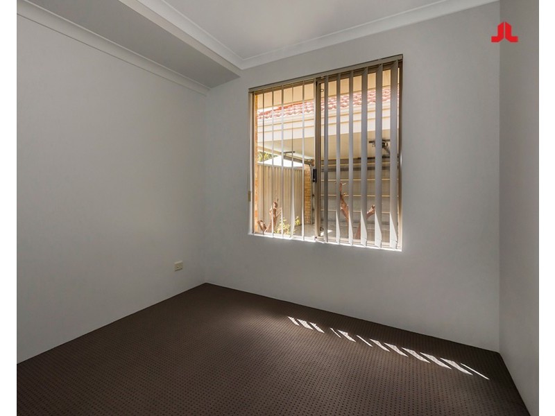 102 Fisher Street, Rockingham WA 6168