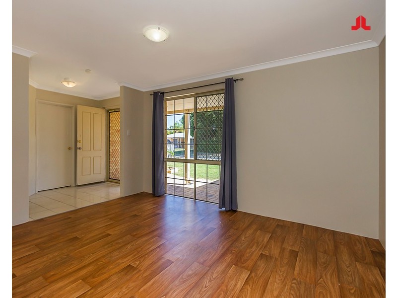 5 Maroon Place, Warnbro WA 6169