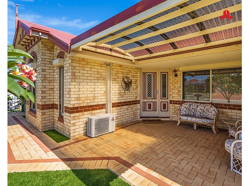 11 Athens Entrance, Port Kennedy WA 6172