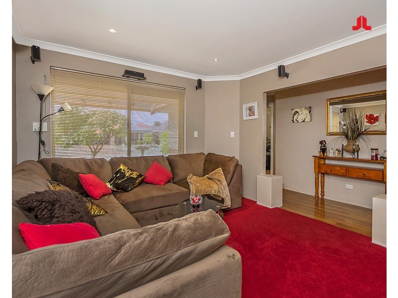 11 Athens Entrance, Port Kennedy WA 6172