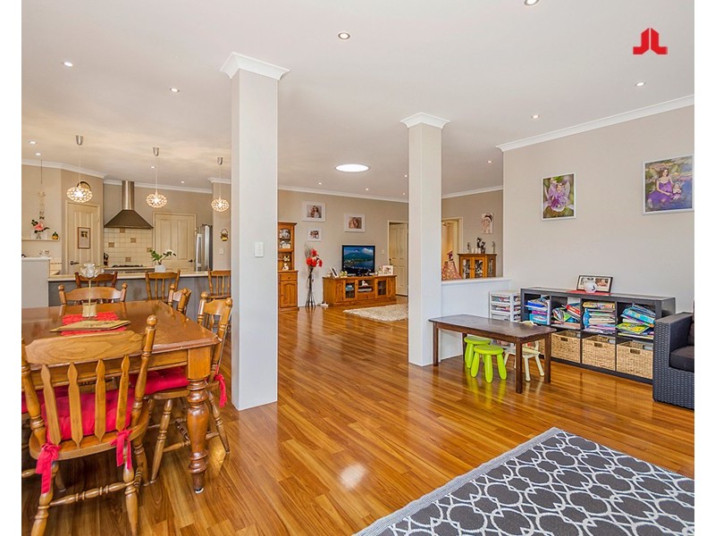 11 Athens Entrance, Port Kennedy WA 6172