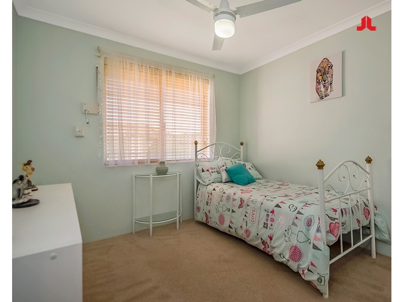 11 Athens Entrance, Port Kennedy WA 6172