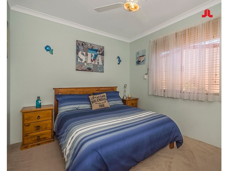 11 Athens Entrance, Port Kennedy WA 6172