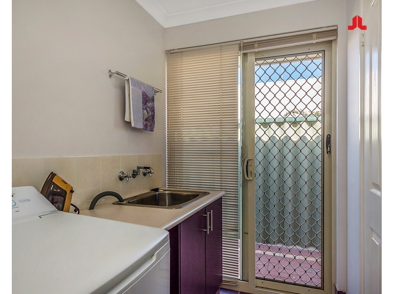 11 Athens Entrance, Port Kennedy WA 6172