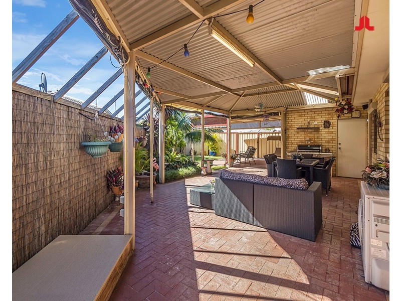 11 Athens Entrance, Port Kennedy WA 6172