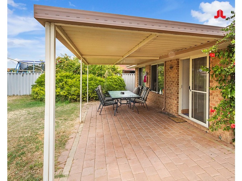 35 Grange Drive, Cooloongup WA 6168