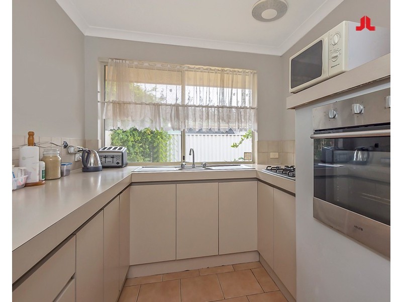 35 Grange Drive, Cooloongup WA 6168