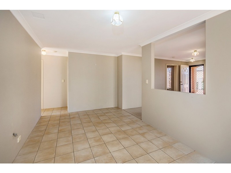 5/53 Moreton Cres, Warnbro WA 6169
