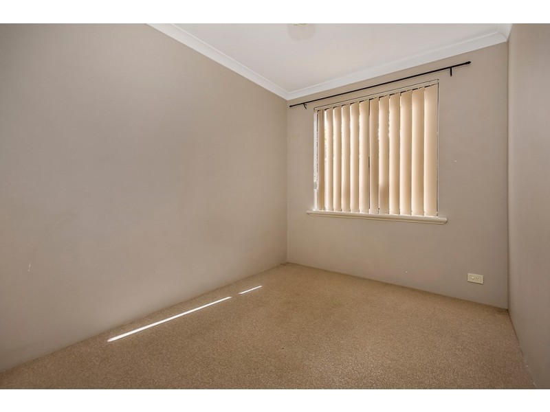 5/53 Moreton Cres, Warnbro WA 6169
