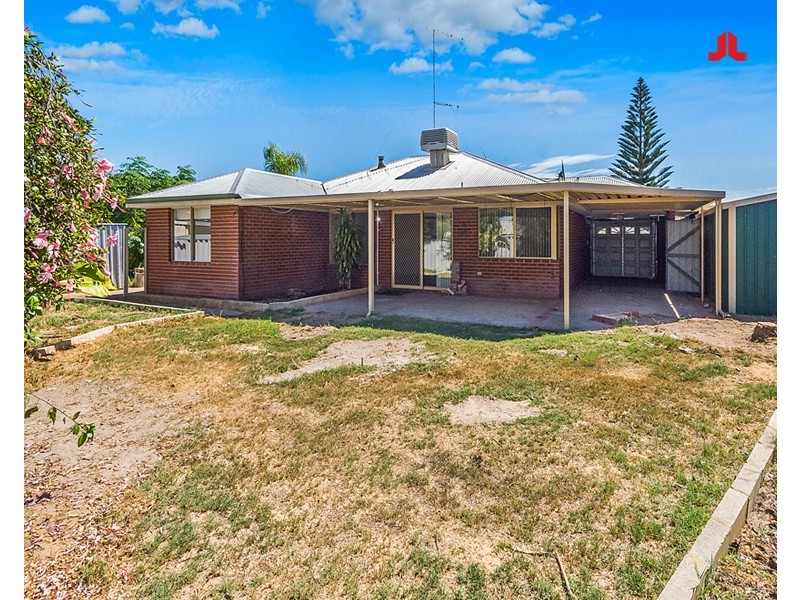 13 Nurrari Close, Waikiki WA 6169